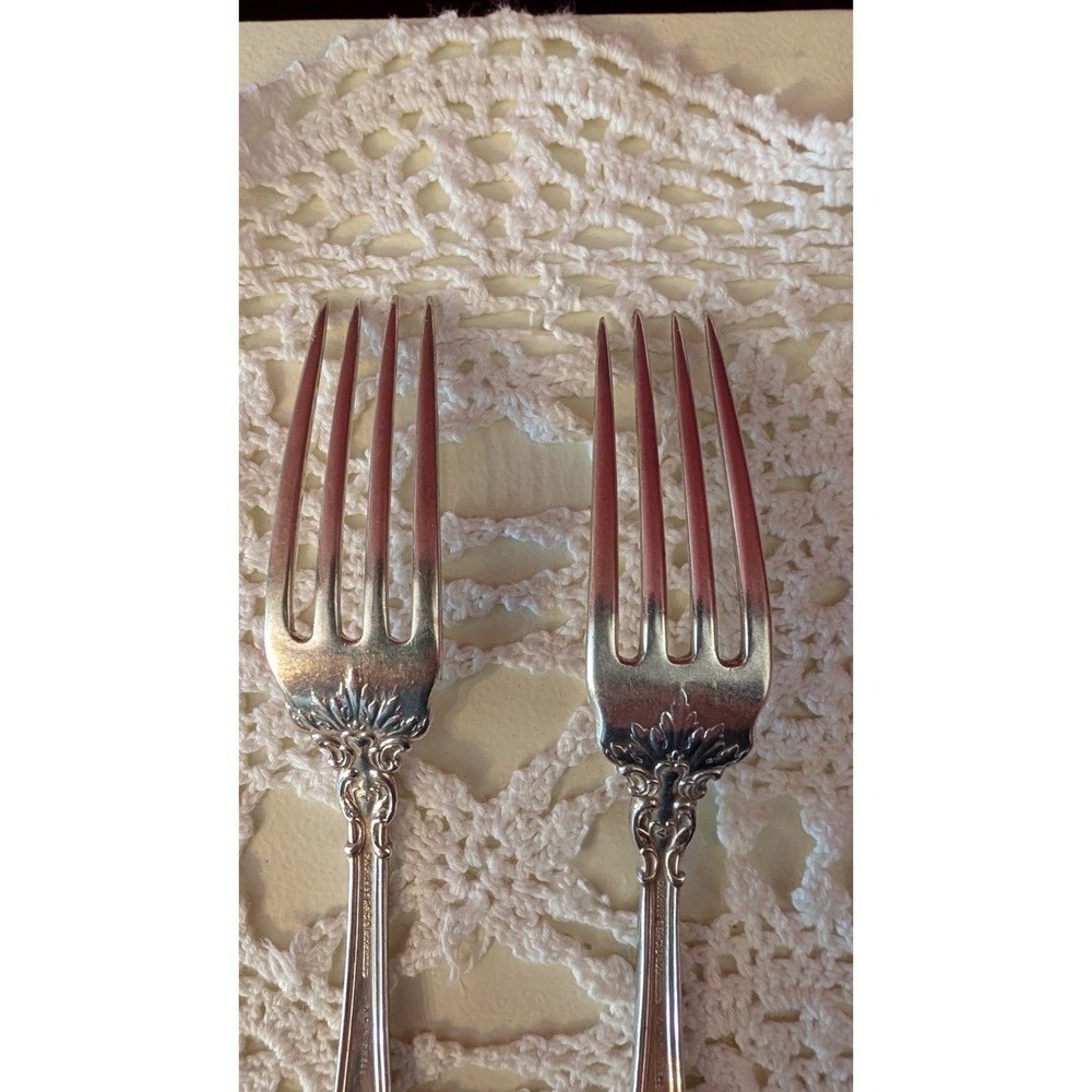 Antique Gorham Chantilly Sterling Silver 7" Dinner Forks Set of 2 Monogram "M" - Picture 5 of 8